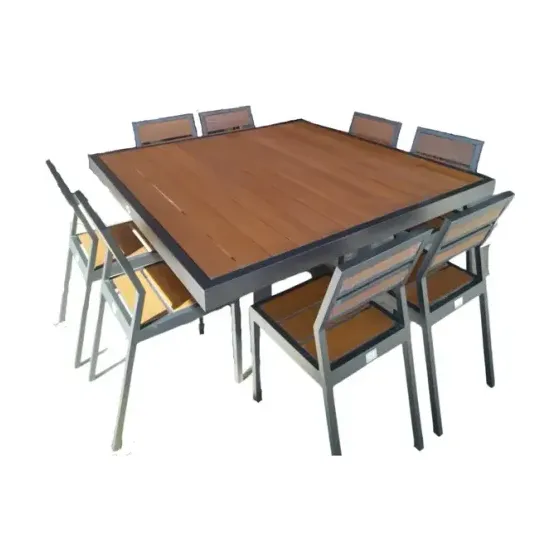 Mesa Fresno cuadrada con sillas, foto de producto